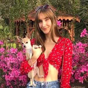 Meet your Posher, Maya